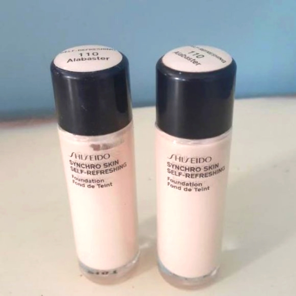 % Shiseido Synchro Skin Foundation Alabaster